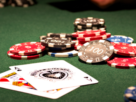 Top 5 Game Bài Được Yêu Thích Nhất Tại Vegas79 – Bạn Đã Thử Chưa?